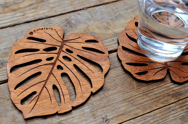 Tanakazougeten Shape Of Fallen Leaves&Lotus Root Wood Coaster