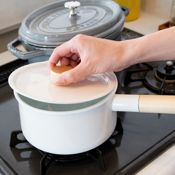 Kaico Pure White Enamel One Handed Hotpot